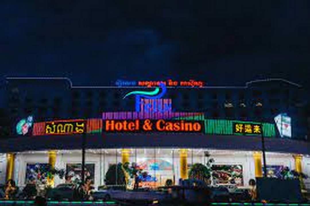 Felix - Hotel & Casino nhộn nhịp về đêm