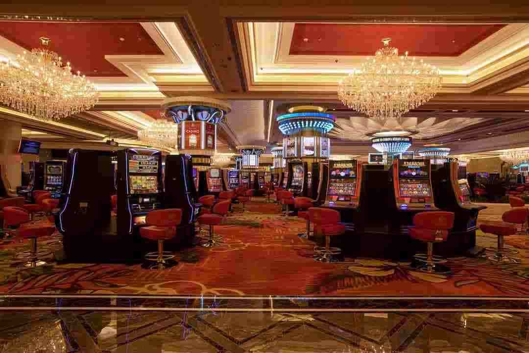 Khái quát sơ bộ về Golden Sand Hotel & Casino